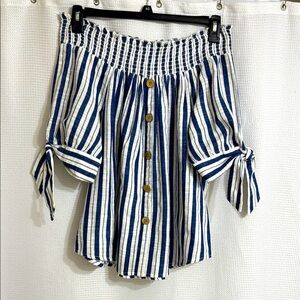 Unique Spectrum cropped Striped Off-Shoulder Blouse. Size XL